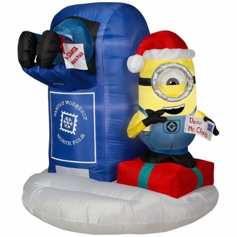 Despicable Me Minion Christmas Inflatables Cool Stuff to Buy and Collect